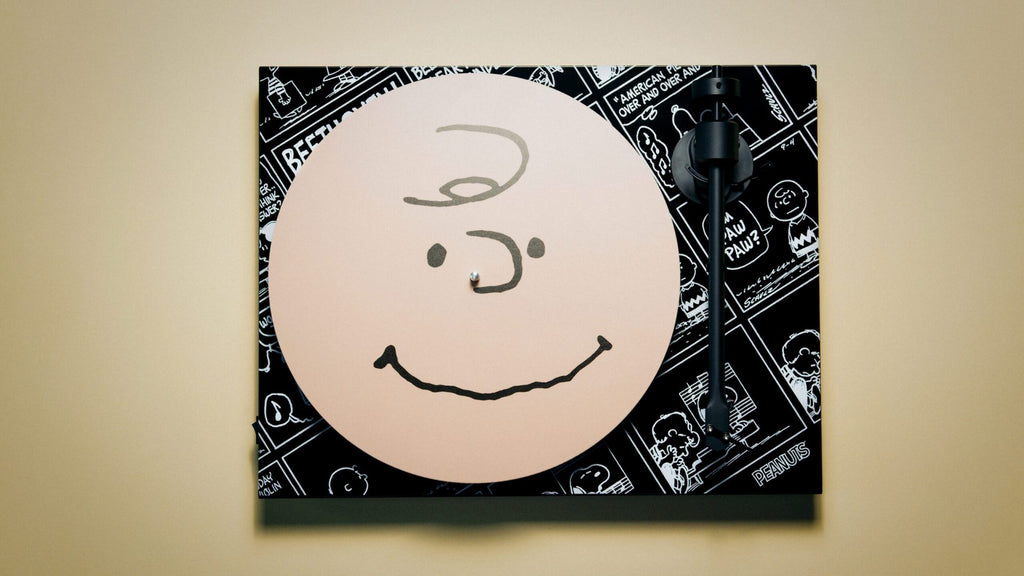 Peanuts Turntable